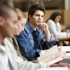 ANGLICK&Yacute; JAZYK z&aacute;kladn&iacute; &uacute;roveň - př&iacute;prava na st&aacute;tn&iacute; maturitn&iacute; zkou&scaron;ku